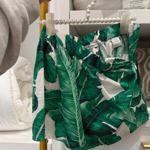 Dolce Gabbana Green Leaf Print Women's Skorts